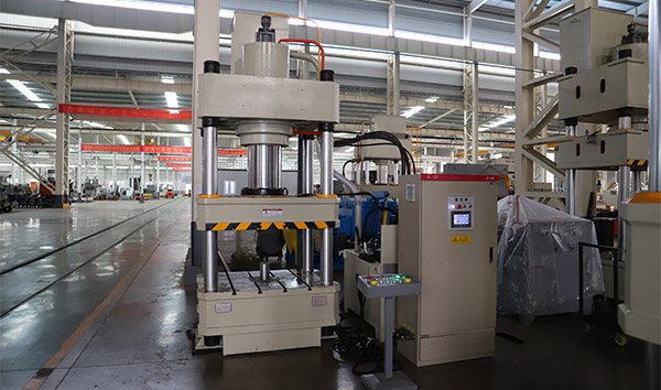 滕州315噸四柱液壓機多少錢一臺？