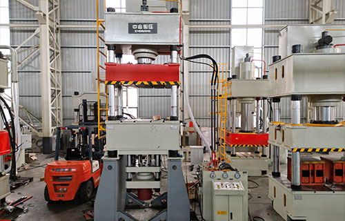 315噸四柱液壓機(jī)在金屬加工中的應(yīng)用