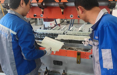 模壓仿古樹脂瓦需要多大噸位液壓機？